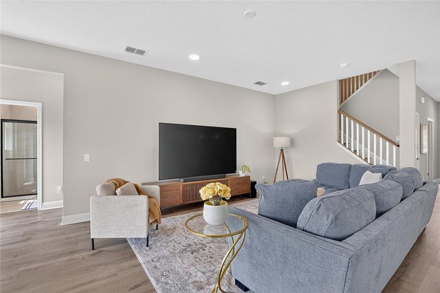 1694 DRUMMOND POINT, Wesley Chapel, FL 33543