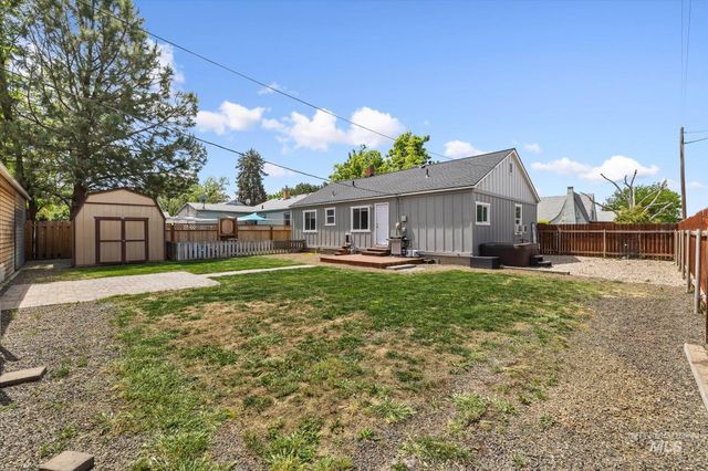 304 Maple St, Nampa, ID 83686