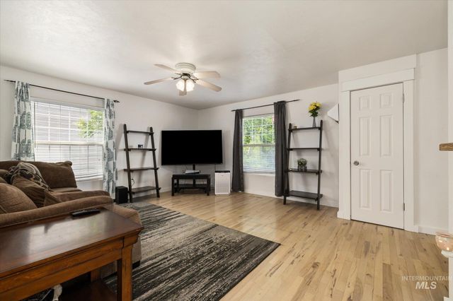 304 Maple St, Nampa, ID 83686