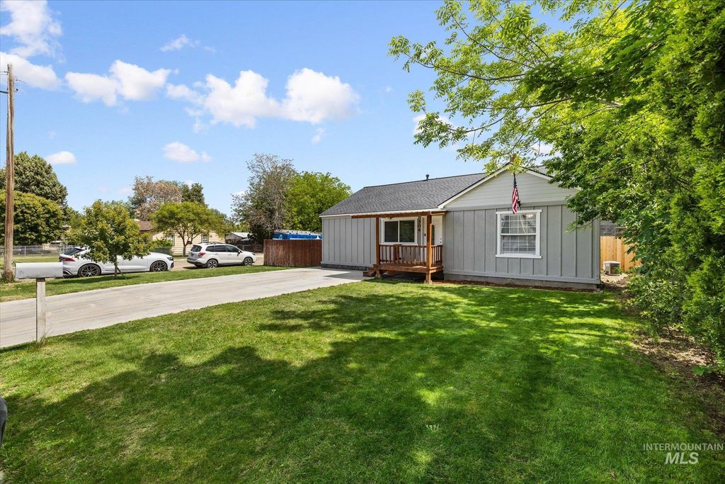304 Maple St, Nampa, ID 83686