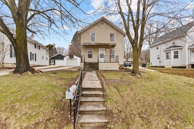 120 N Park PLACE, Plymouth, WI 53073