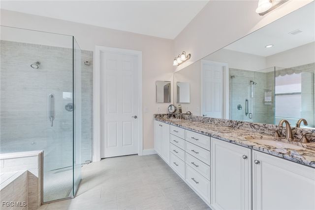 12459 Kentwood AVE, Fort Myers, FL 33913