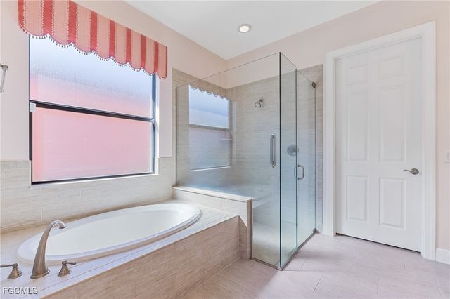 12459 Kentwood AVE, Fort Myers, FL 33913