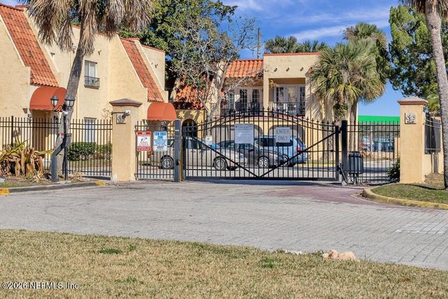 3906 MISSION Drive 1, Jacksonville, FL 32217