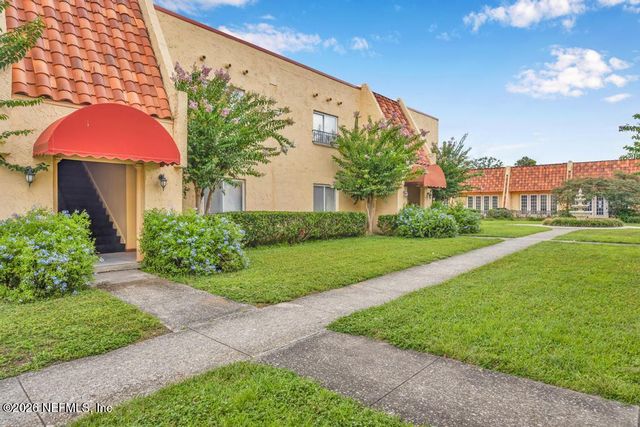 3906 MISSION Drive 1, Jacksonville, FL 32217