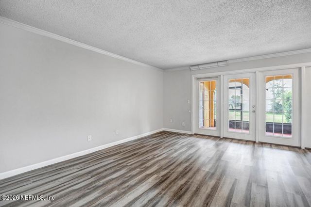 3906 MISSION Drive 1, Jacksonville, FL 32217