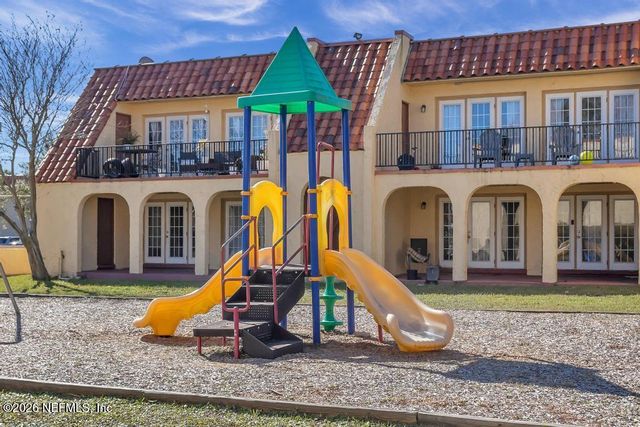 3906 MISSION Drive 1, Jacksonville, FL 32217