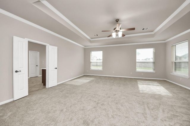 4002 Broadmoor Drive, Mont Belvieu, TX 77523