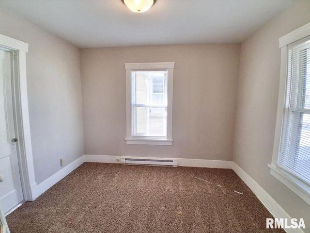 316 E MELBOURNE Avenue, Peoria, IL 61603