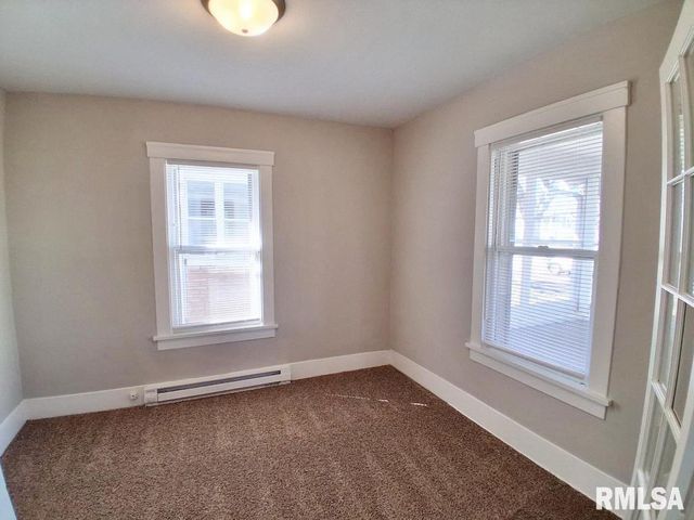 316 E MELBOURNE Avenue, Peoria, IL 61603