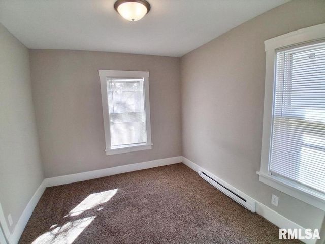 316 E MELBOURNE Avenue, Peoria, IL 61603