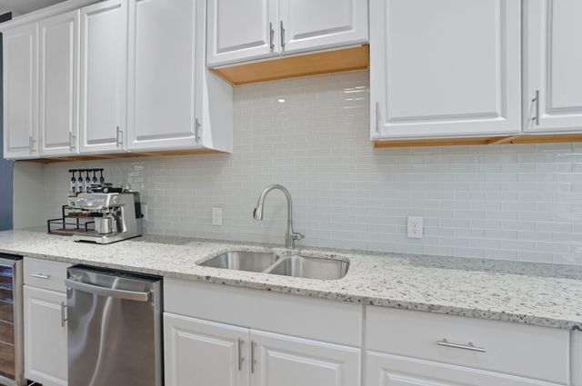 517 W 10th Street, Newport, KY 41071