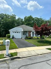 19 Dogwood Drive, Barnegat, NJ 08005