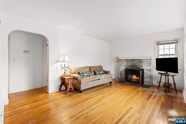 8 Huntting Drive, Dumont, NJ 07628