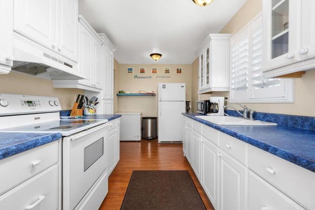 3240 Calle Osuna, Oceanside, CA 92056