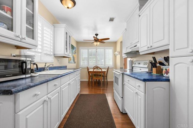 3240 Calle Osuna, Oceanside, CA 92056