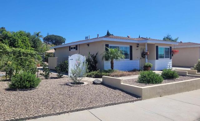 3240 Calle Osuna, Oceanside, CA 92056