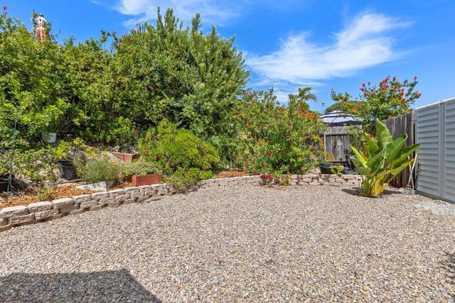 3240 Calle Osuna, Oceanside, CA 92056