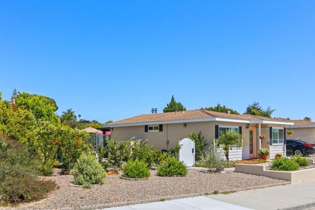 3240 Calle Osuna, Oceanside, CA 92056