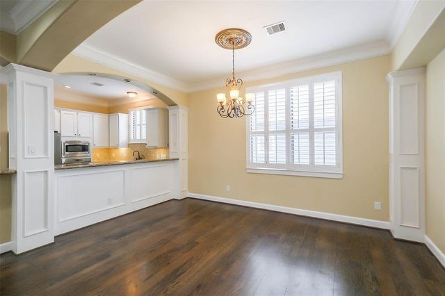 706 Allston Street B, Houston, TX 77007
