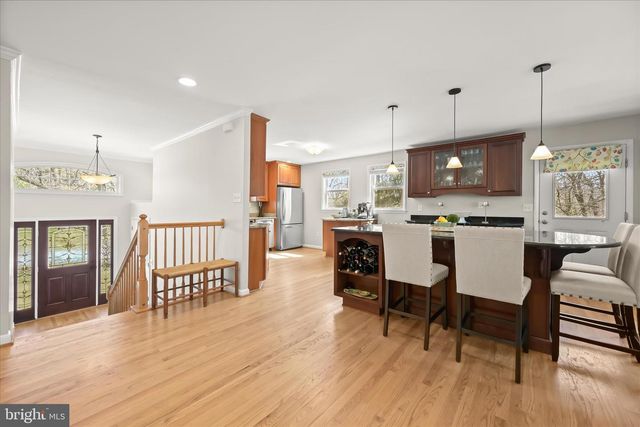 6642 SENECA DR, Columbia, MD 21046