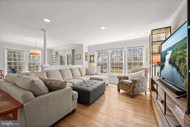 6642 SENECA DR, Columbia, MD 21046