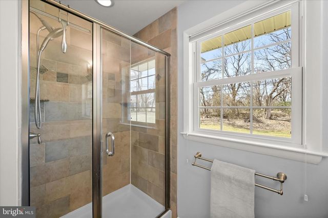 6642 SENECA DR, Columbia, MD 21046