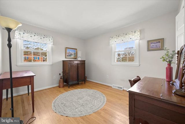 6642 SENECA DR, Columbia, MD 21046