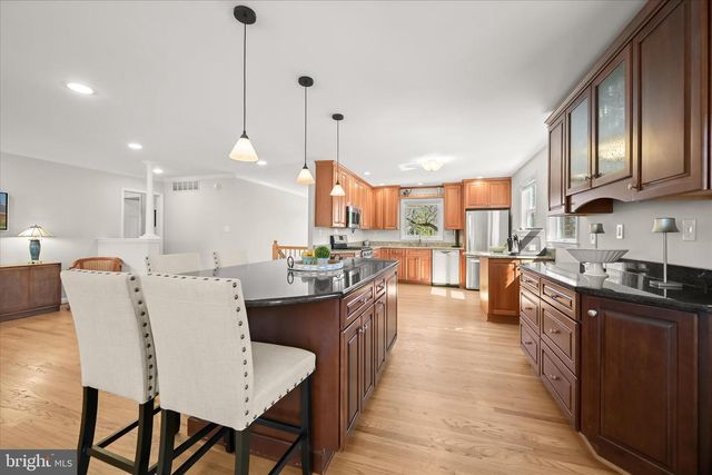 6642 SENECA DR, Columbia, MD 21046