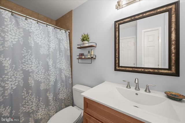 6642 SENECA DR, Columbia, MD 21046