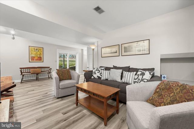 6642 SENECA DR, Columbia, MD 21046