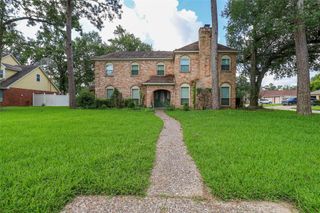 202 Laura Lane, Conroe, TX 77385