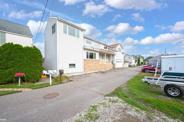 37633 Mast Court, Harrison Twp, MI 48045
