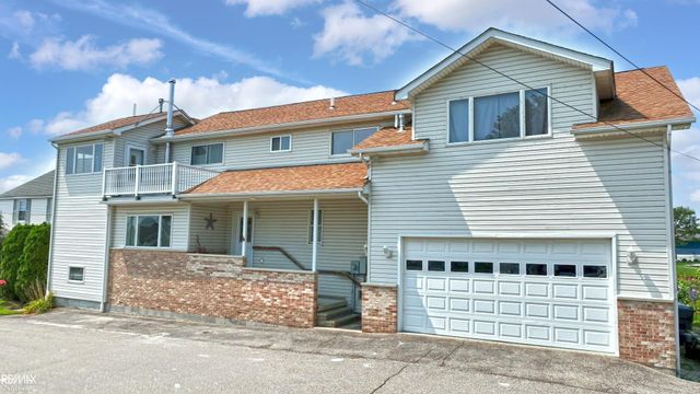 37633 Mast Court, Harrison Twp, MI 48045
