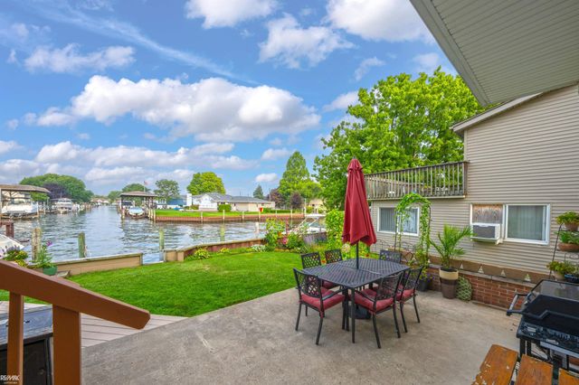 37633 Mast Court, Harrison Twp, MI 48045