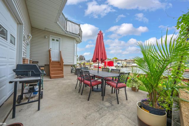 37633 Mast Court, Harrison Twp, MI 48045