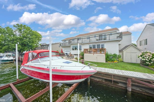 37633 Mast Court, Harrison Twp, MI 48045