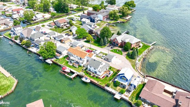 37633 Mast Court, Harrison Twp, MI 48045