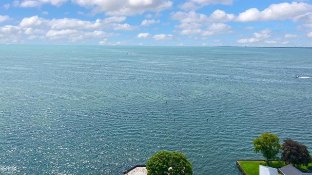 37633 Mast Court, Harrison Twp, MI 48045