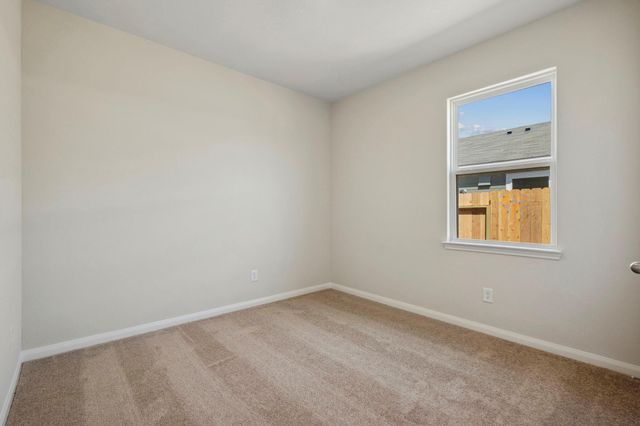 335 Kingston Way, Waller, TX 77484