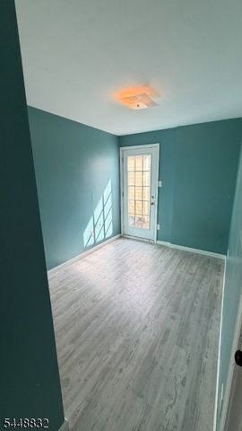 12 Brainard St, Phillipsburg Town, NJ 08865