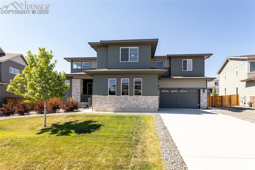 6656 Kenzie Circle, Castle Pines, CO 80108