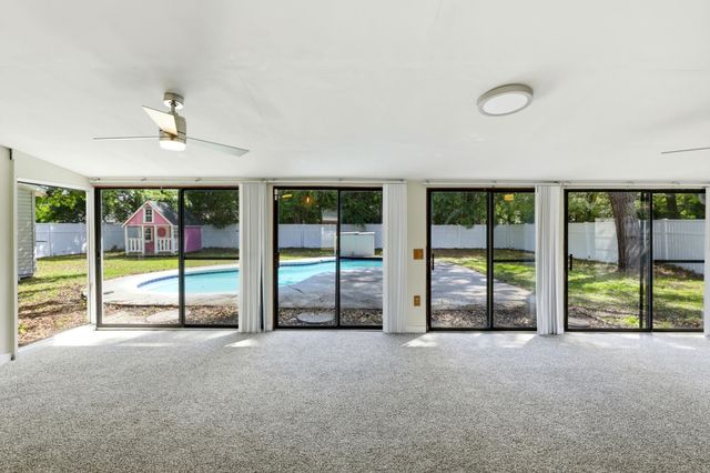 1479 Glenns Bay Rd., Surfside Beach, SC 29575