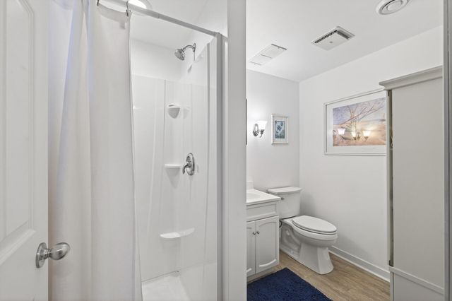 6312 Knoll Street N, Golden Valley, MN 55427