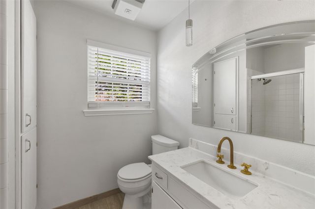 2403 Comburg Castle WAY, Austin, TX 78748