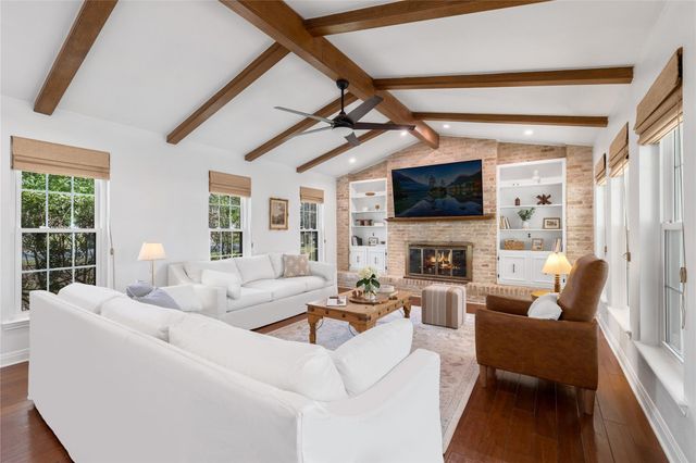 2403 Comburg Castle WAY, Austin, TX 78748