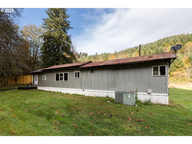 74763 CONYERS CREEK Rd, Clatskanie, OR 97016