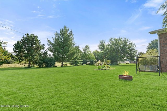 218 Somber Way, Shepherdsville, KY 40165