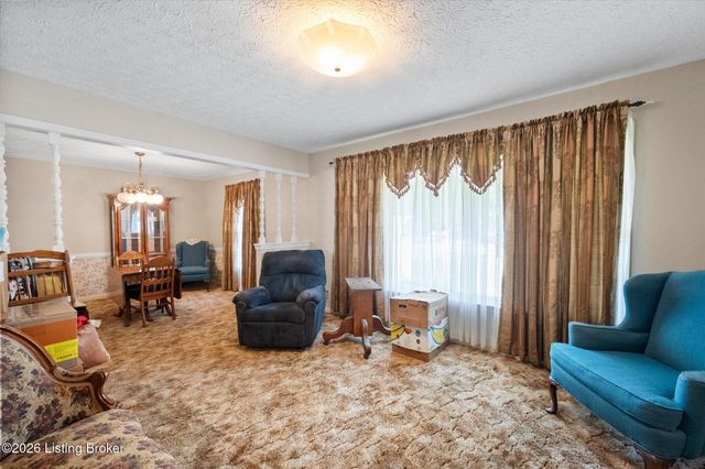 218 Somber Way, Shepherdsville, KY 40165