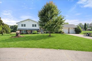 218 Somber Way, Shepherdsville, KY 40165